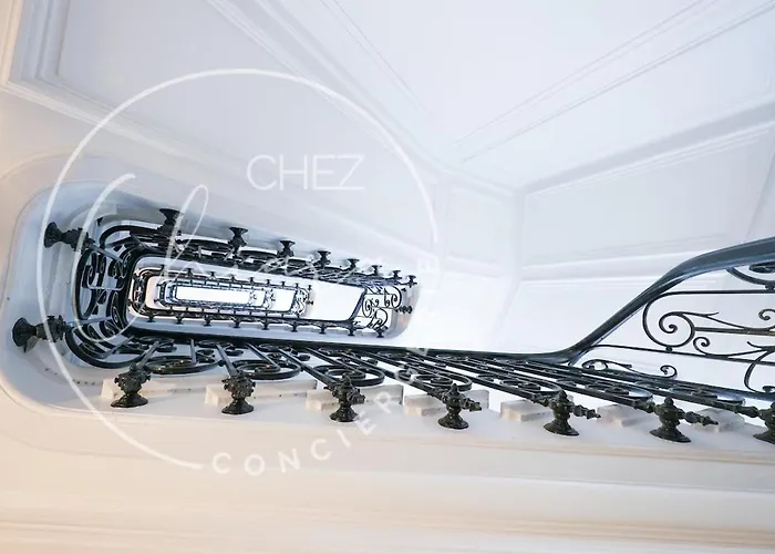 Elegant Parisian Flat - Louvre Opera Apartman