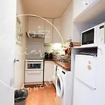 Elegant Parisian Flat - Louvre Opera Париж